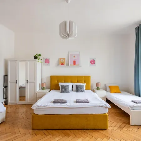 Tesnov Apartment