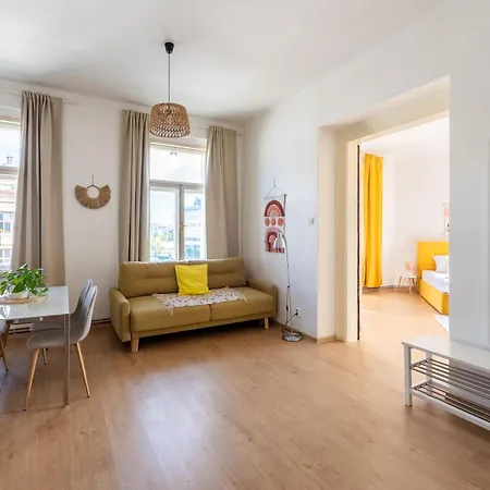 Apartment Tesnov