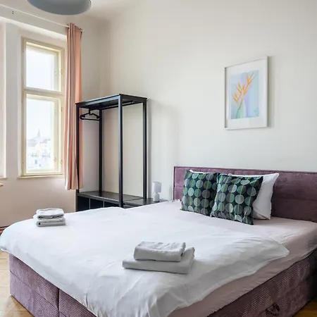 Tesnov Apartment