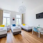 Apartament Tesnov