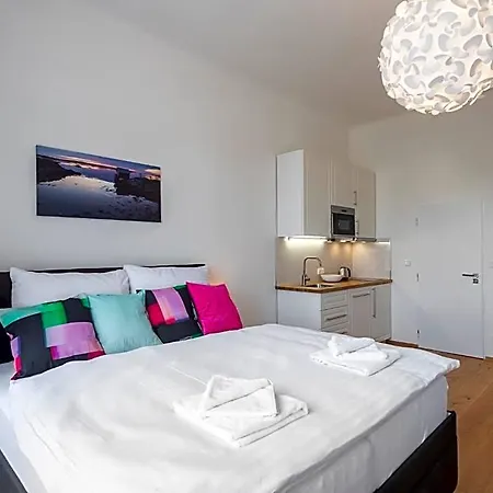 Tesnov Near The Old Town - Easy Self Check In Appartement