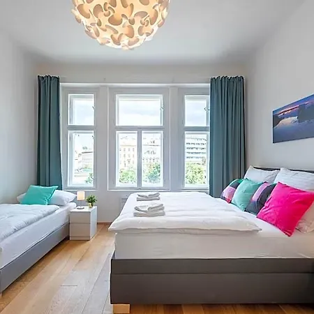 Tesnov Near The Old Town - Easy Self Check In Appartement *