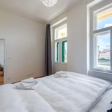 Tesnov Near The Old Town - Easy Self Check In Appartement Praag