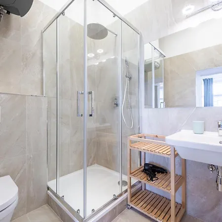 Apartment Tesnov Prag