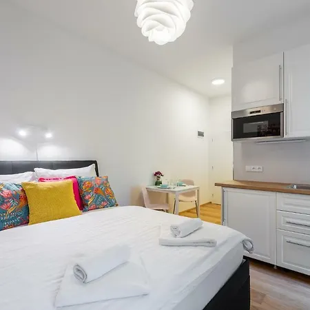 Apartment Tesnov
