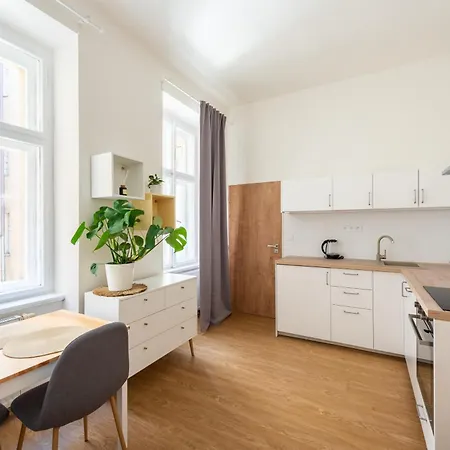 Tesnov Apartamento